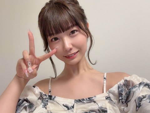 연봉 47억이면 남자들이 환장할 수밖에 없지