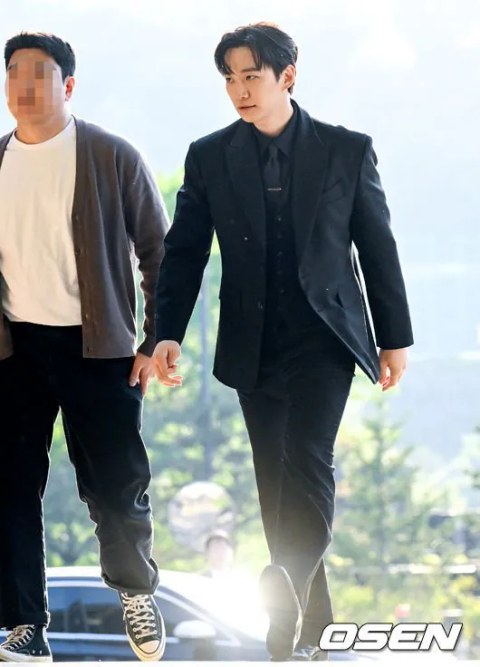 옥택연 결혼식에 다 모인 2PM 근황