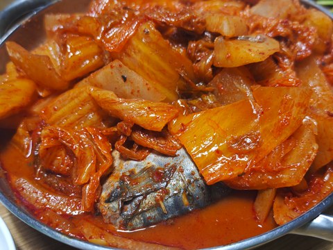 이 비주얼이면 소주 무조건이지